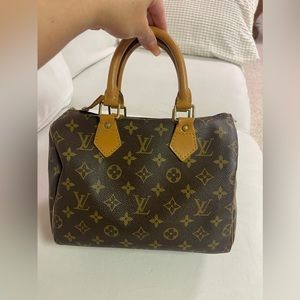 Louis Vuitton Speedy 25